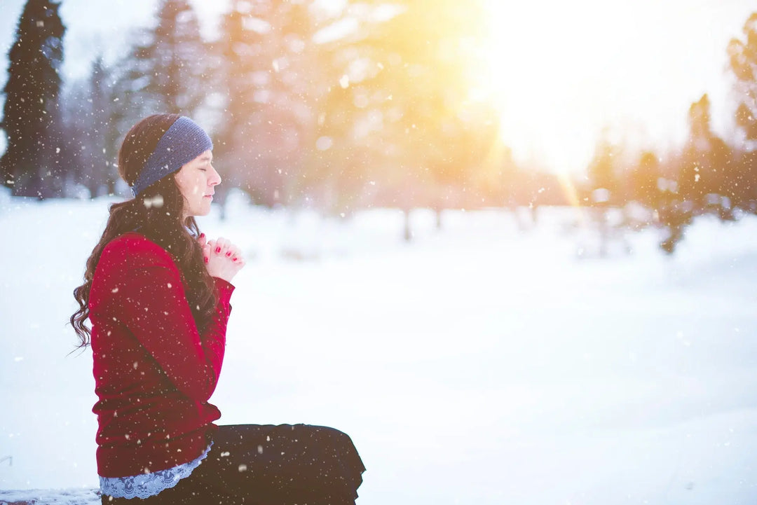Meditation för att hantera stress på vintern.